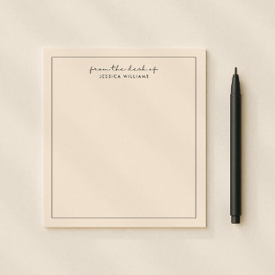 Moderne typografie, roze van het bureau van notiti notitieblok