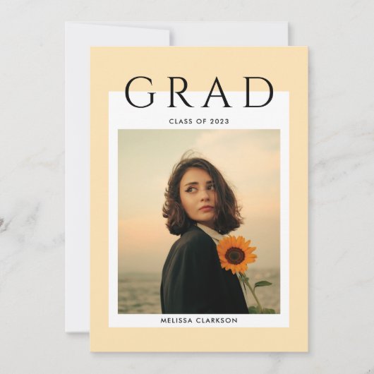 Moderne typografie Script Crème Foto Afstuderen Kaart (Voorkant)