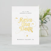 Moderne typografie Sparen de Datum Echte Goud Folie Uitnodiging (Staand Voorkant)