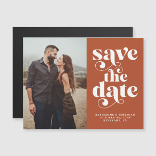 Moderne Typografie Terracotta Photo Save the Date Magnetische Uitnodiging
