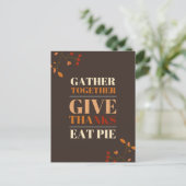 Moderne typografie Thanksgiving Feestdagenkaart (Staand voorkant)