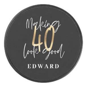 Moderne typografie voor zwart en goud 40e verjaard hockey puck