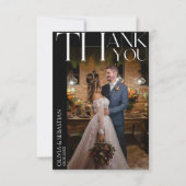 Moderne Typografie Witte Overlay Tekst Trouwfoto Bedankkaart (Voorkant)
