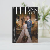 Moderne Typografie Witte Overlay Tekst Trouwfoto Bedankkaart (Staand voorkant)