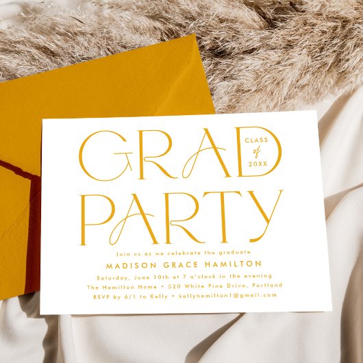 Moderne Typografie Yellow Graduation Party Kaart