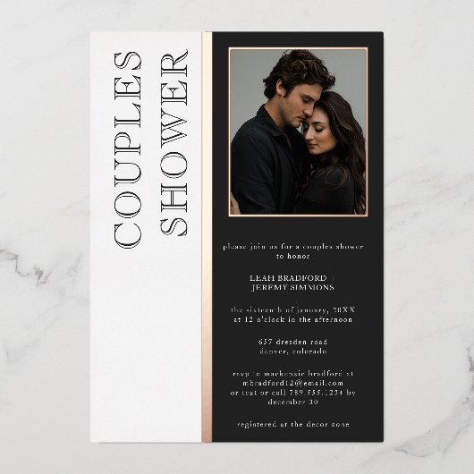 Moderne Typografie Zwart Wit Foto Koppels Douche Folie Uitnodiging (Voorkant)