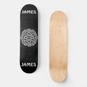 Moderne typografie Zwart-wit Keltische kunst Funky Persoonlijk Skateboard (Voorkant)