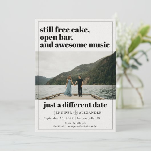 Moderne Uitgestelde Wijzig de Datum Foto Save The Date (Staand voorkant)