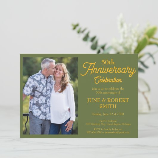 Moderne uitnodiging voor 50e huwelijksverjaardag (Staand voorkant)