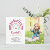 Moderne uitnodiging voor een roze regenboogdag (Staand voorkant)