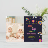 Moderne uitnodiging voor een viering van de regenb (Staand voorkant)