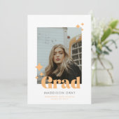 Moderne uitnodiging voor open huis bij diploma-uit (Staand voorkant)