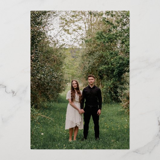 Moderne uitnodiging voor witte en goudbruinhuwelij (Achterkant)