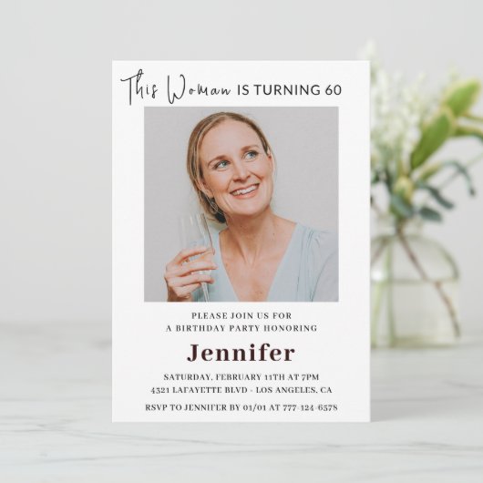 Moderne uitnodigingen voor haar 60e verjaardag (Staand voorkant)