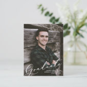 Moderne Unieke Manuscript bekleding Twee Afstudere Aankondigingskaart (Staand voorkant)