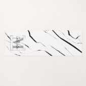 Moderne, unieke zwarte witte marmer monogram yogamat (Voorkant (horizontaal))