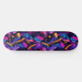 Moderne Urban Graffiti Grunge Patroon Skateboard (Horizontaal)