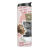 Moderne Valentijnsdag Gepersonaliseerde Koppel Fot Thermosbeker (Gedraaid links)