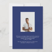 Moderne Varsity Marine Blauwe Foto Afstudeerfeest Kaart (Achterkant)