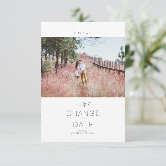 Moderne Verander de Datum Kaart van de Typografie  (Staand voorkant)