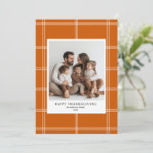 Moderne Verbrande Sinaasappel Plaid Thanksgiving F Kaart (Staand voorkant)