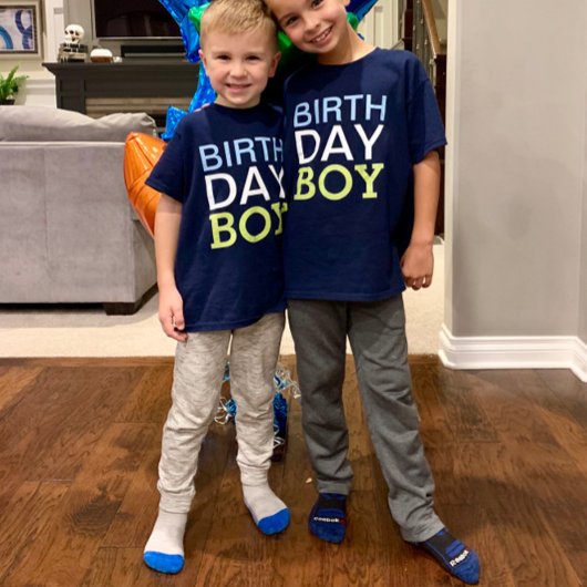 Moderne Verjaardag Jongen Blauw Groen Naam Leeftij T-shirt