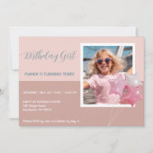 Moderne verjaardagsfeestje foto uitnodiging (Voorkant)