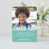 Moderne verjaardagskaart voor kinderen dank je | T Bedankkaart (Staand voorkant)