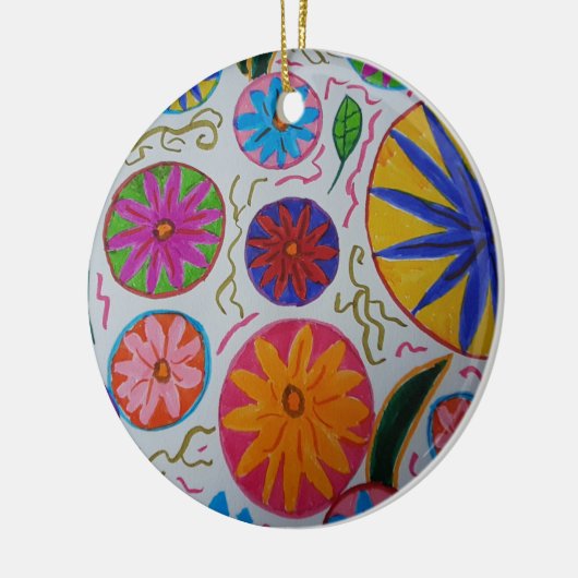 Moderne versiering van keramiek keramisch ornament (Links)