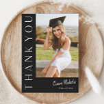 Moderne verticale foto Afstuderen - Hartelijk dank Kaart<br><div class="desc">Dit moderne elegante,  stijlvolle foto-afstuderen maakt gebruik van een verticale foto en kop met aanpasbare scriptnaam en tekst aan de voorzijde. De achterzijde heeft een persoonlijk bericht en een handtekening die beide verwijderbaar zijn als u liever uw dankjewel schrijft. Klik uitgeven knoop om dit ontwerp te personaliseren.</div>