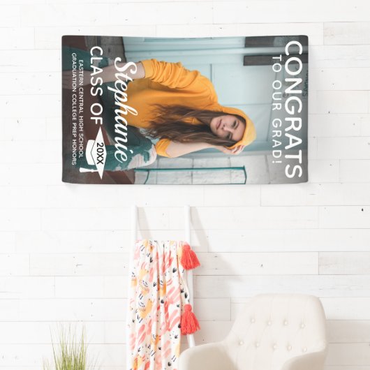 Moderne Verticale Gefeliciteerd Afstudeerder Foto Spandoek (Insitu)