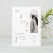 Moderne Verticale Typografie Huwelijkssjabloon. Kaart (Staand voorkant)