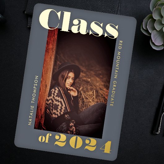 Moderne Vette Typografie 2024 Graduation Party Gri Folie Uitnodiging