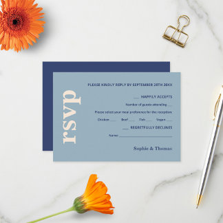 Moderne Vette Typografie Bruiloft Stoffig Blauw Ma RSVP Kaartje