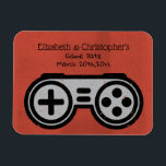 Moderne videogamer Weddenschap bespaart datum Magneet<br><div class="desc">Laat je gast weten dat het tijd is om hun spel voort te zetten terwijl ze klaar zijn om het grootste spel van het seizoen bij te wonen... Je bruiloft. Moderne spelcontroller slaat de datum op. Personaliseer je met namen van het bruiloft en hun trouwdatum. Een unieke en leuke manier...</div>
