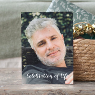 Moderne viering van het leven met fotofunerair briefkaart