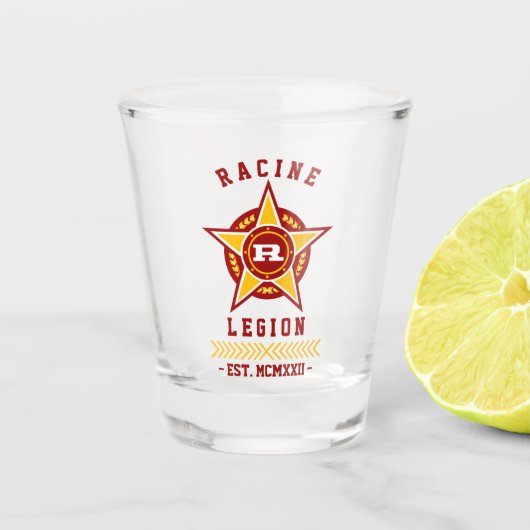 Moderne Vintage Racine Legion Est. Shot Glas (Voorkant)