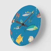 Moderne vis en zeepaard geïllustreerd patroon blau ronde klok (Hoek)