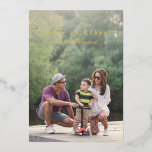 Moderne Volledige Foto Schrijfmachine Tekstoverlay Folie Feestdagenkaart<br><div class="desc">Cute Minimalistische Script Schrijfmachine Tekst Volledige Foto Goud Folie Vakantiekaart</div>