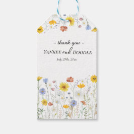 Moderne voorjaarsbruiloft met wilde bloemen cadeaulabel