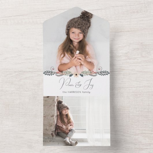 Moderne Vrede & Vreugde Kerstmis Botanische Foto All In One Uitnodiging (Binnen)