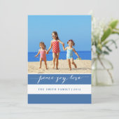 Moderne vredeskaart, Joy, Love Holiday | Blauw Feestdagenkaart (Staand voorkant)