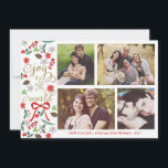 Moderne Vreugde aan de Kaart van de Foto van het<br><div class="desc">Fotografie door Gabriela Koopmans @ www.gabriela-photography.com Elegante Kerstkaart met plaatsen voor vier foto's. Maretak, bloemen, rode die bessen en naaldboomkegels samen met een rood lint wordt geïllustreerd. Het leest "Vreugde aan de Wereld" in fancy, trendy manuscriptdoopvonten. Personaliseer het met uw familienaam en foto's. *** TE MERKEN GELIEVE op dat als...</div>