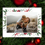 Moderne vrolijke en getrouwde Pas getrouwd Foto Ke Feestdagenkaart<br><div class="desc">Het Modern Merry And Married Pas getrouwd Photo Christmas Holiday Briefkaart is een perfecte manier om je eerste vakantieseizoen te vieren als "Mr. and Mrs." Met elegante typografie en een favoriete pasgetrouwde foto, vangt dit moderne ontwerp prachtig de vreugde van je eerste kerst samen - gemakkelijk aanpasbaar om het uniek...</div>