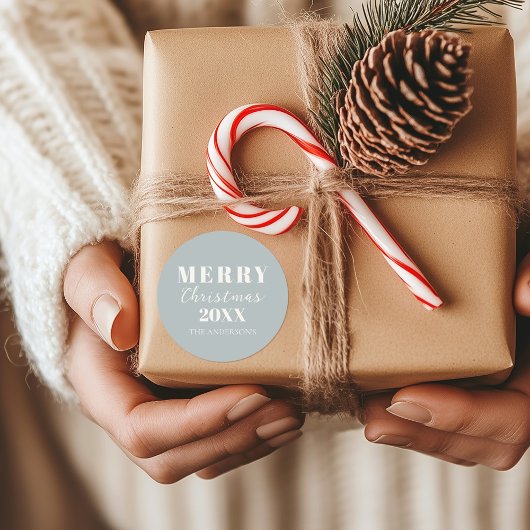 Moderne vrolijke kerst zachte blauwe vakantie verp ronde sticker