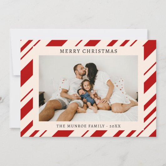 Moderne Vrolijke Kerstmis Familie Foto Uitnodiging (Voorkant)