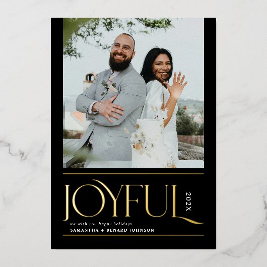 Moderne Vrolijke Pasgetrouwde Prettig Kerstfeest Folie Feestdagenkaart (Voorkant)