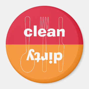 Moderne, vuile, schone, rode oranje vaatwasmachine magneet
