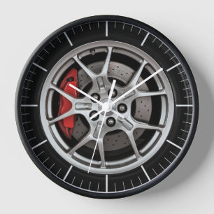 Moderne wandklok met wielontwerp van sportauto