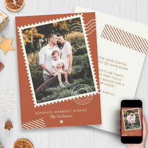 Moderne warme aardetone familie foto leuke stempel feestdagenkaart